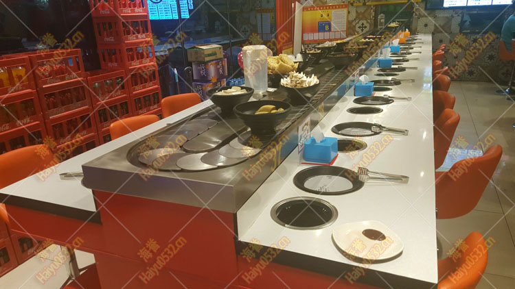 威海烤涮一體回轉火鍋設備現場圖6