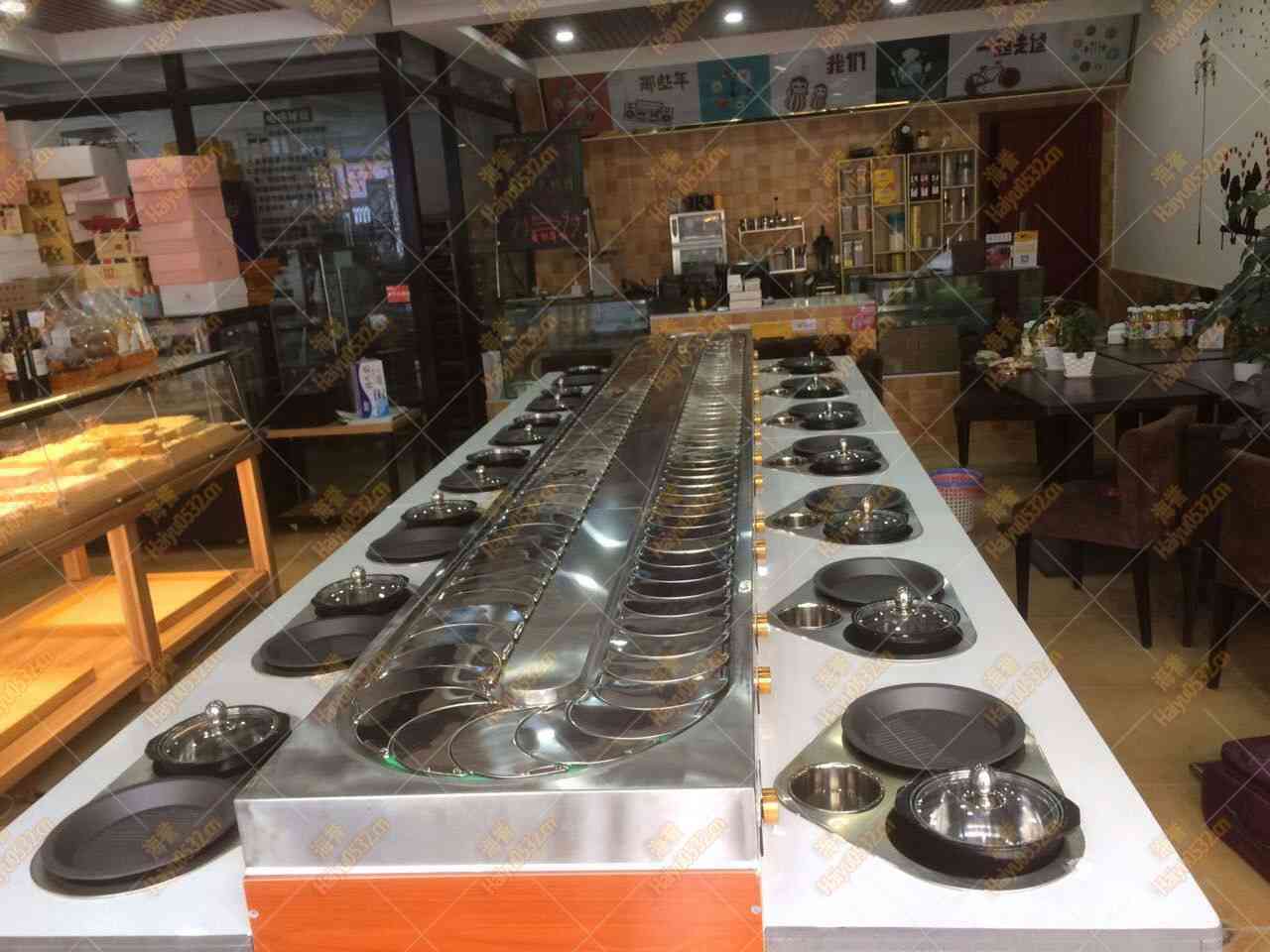 云南楚雄烤涮一體旋轉小火鍋設備