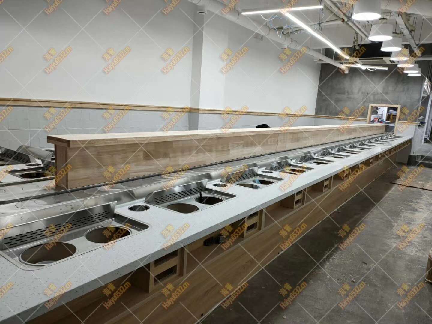 涮烤一體凈化排煙旋轉小火鍋設備