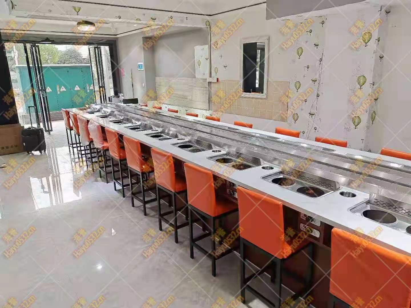 無煙涮烤旋轉小火鍋設備升級新業態