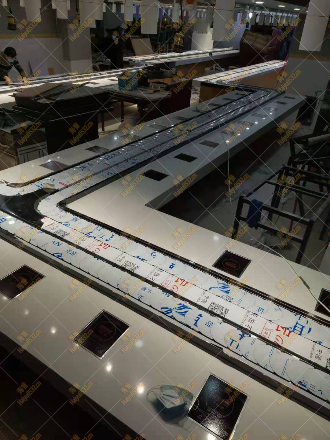 旋轉小火鍋機器多少錢一臺 旋轉小火鍋設備價格