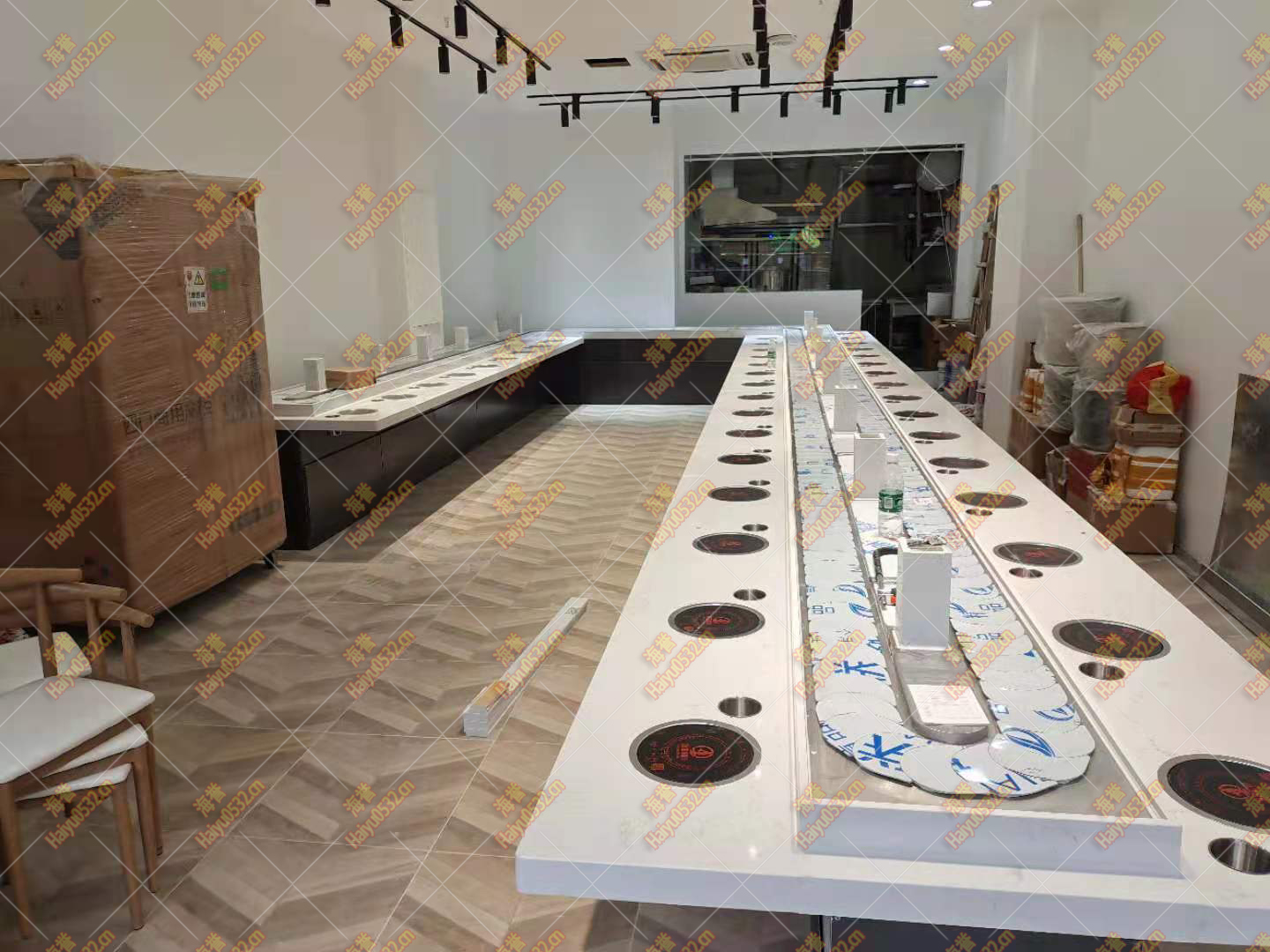 重慶U型旋轉火鍋設備