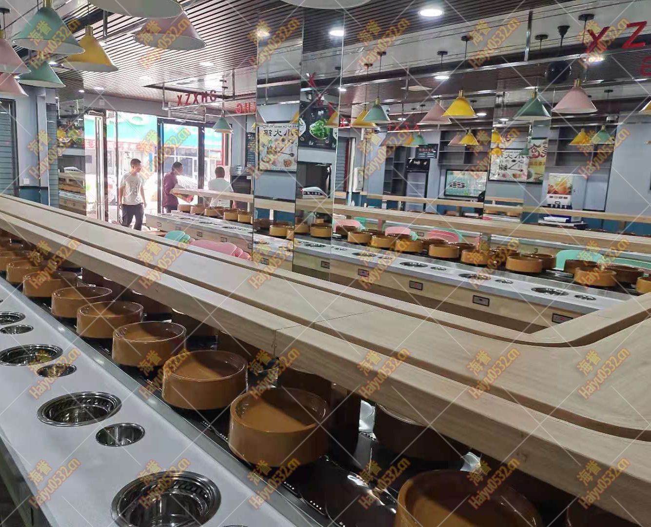 智能送餐設備