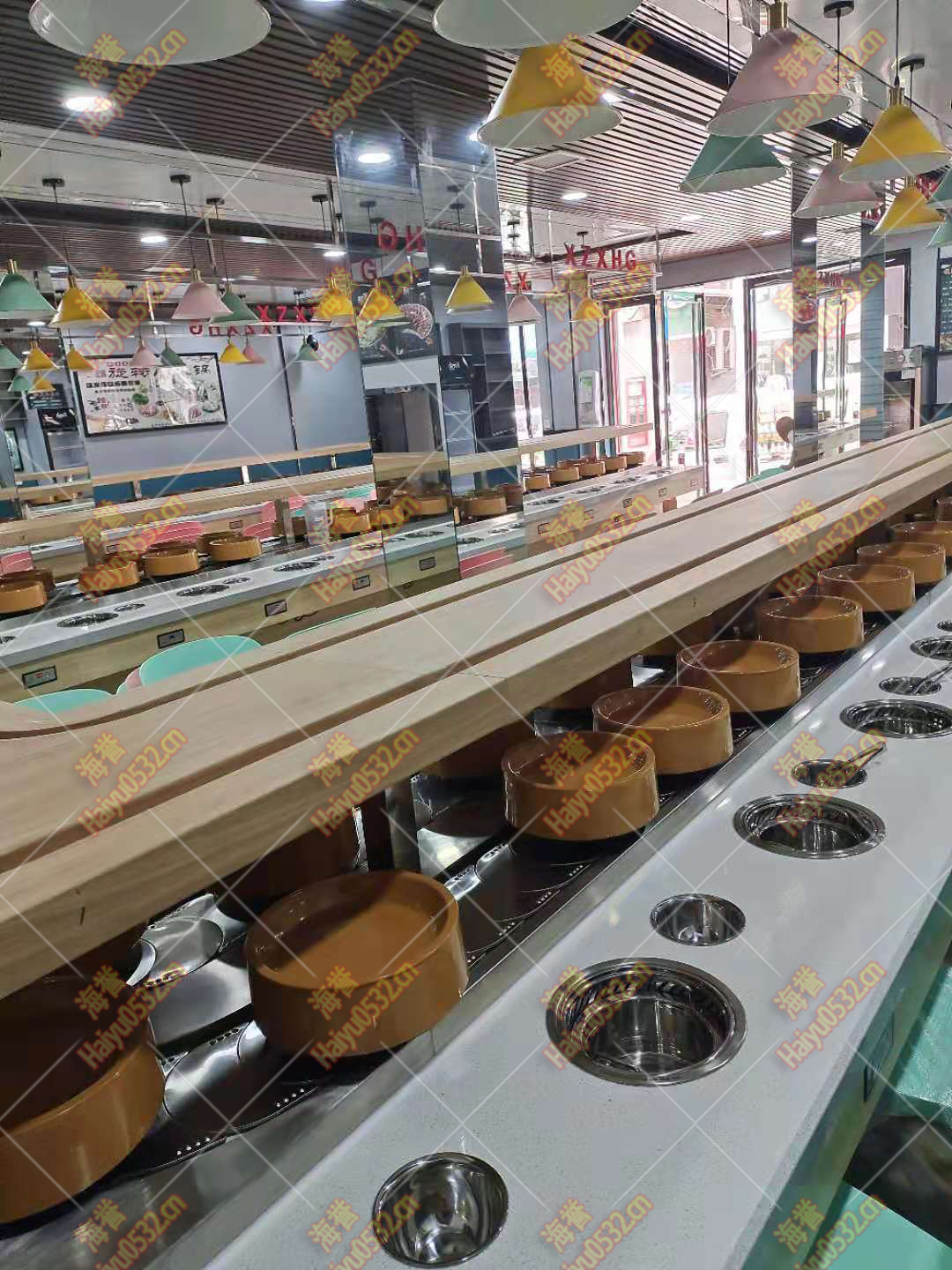 智能送餐設備