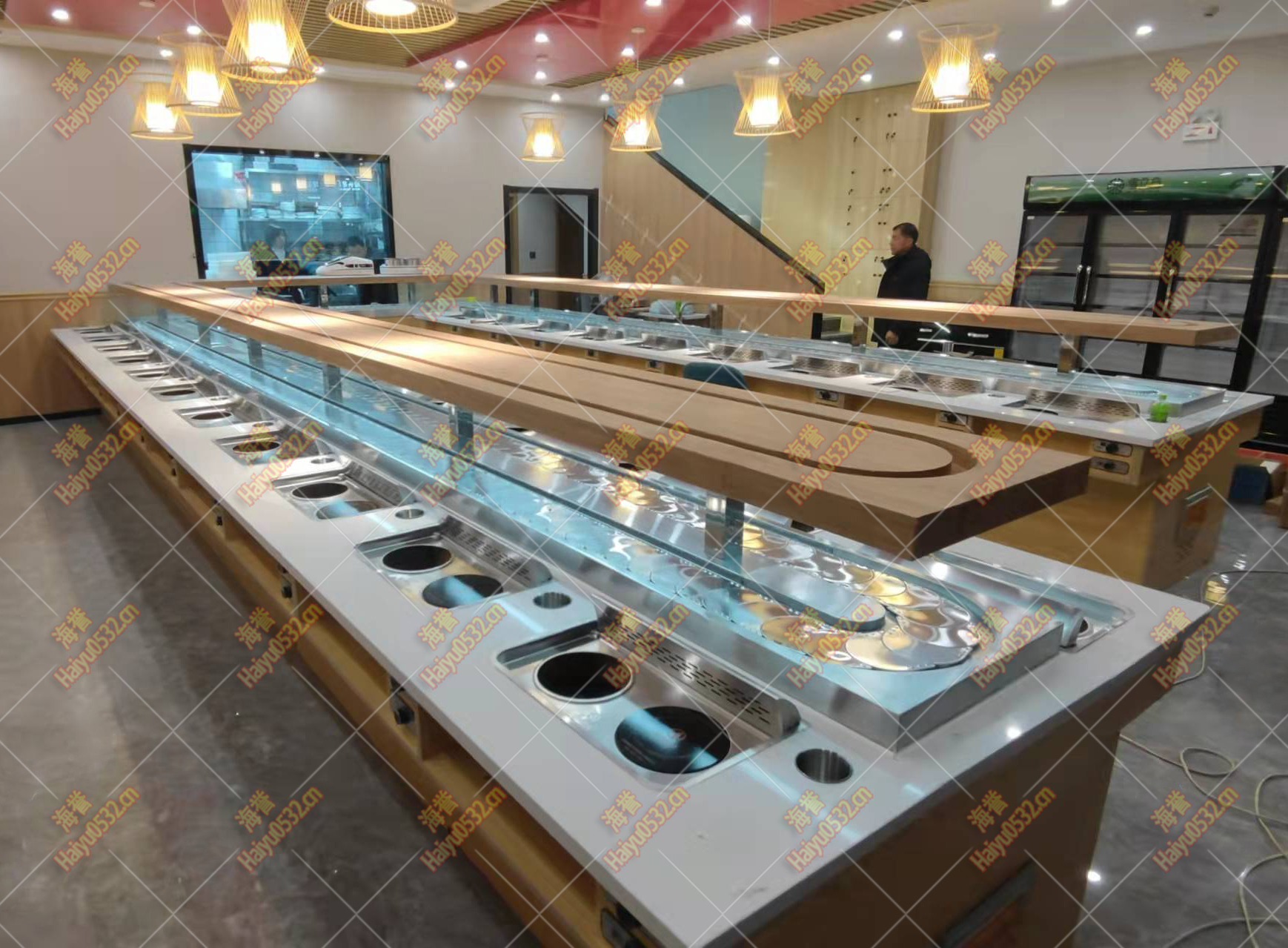 智能送餐設備