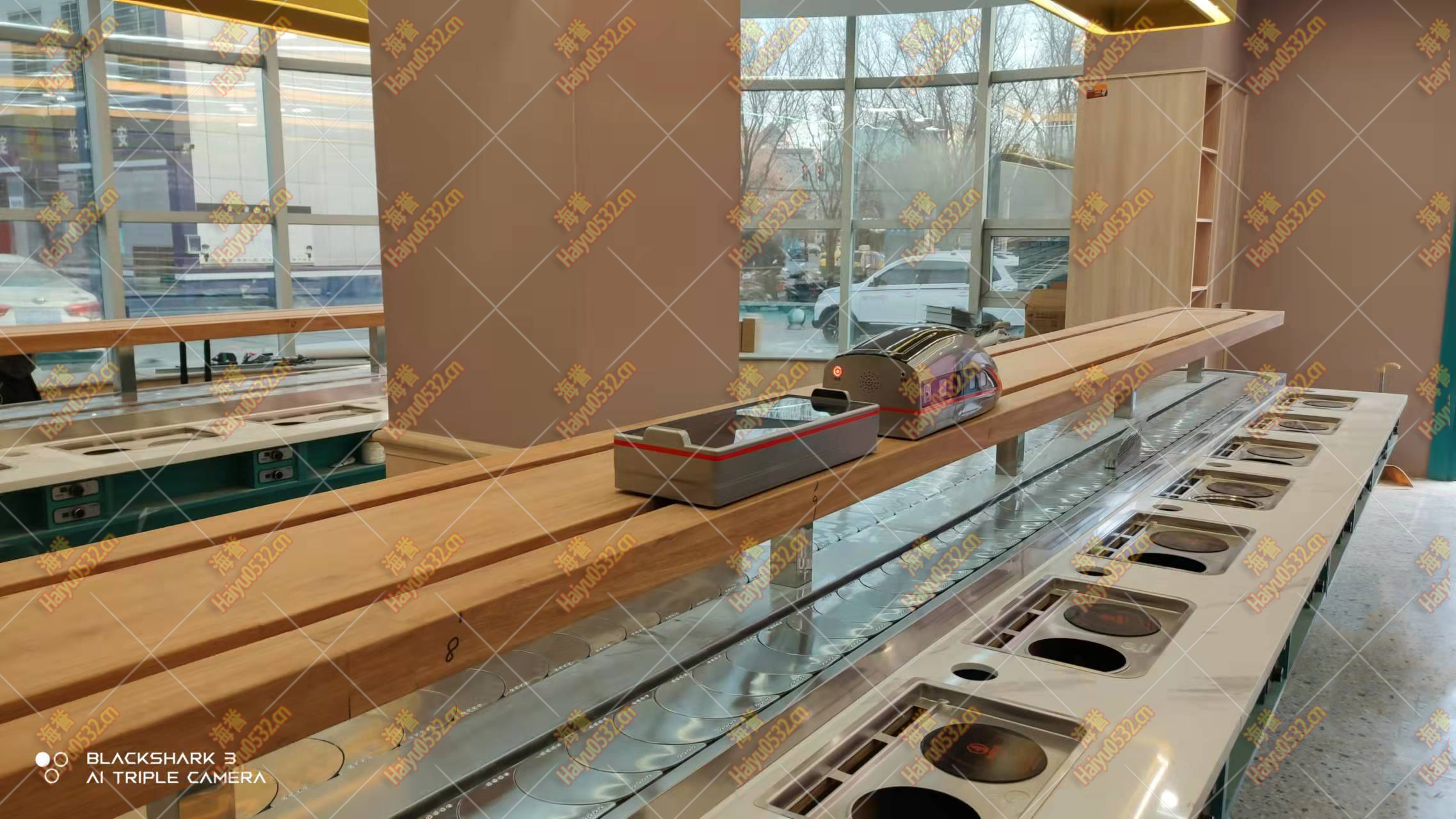智能送餐設備