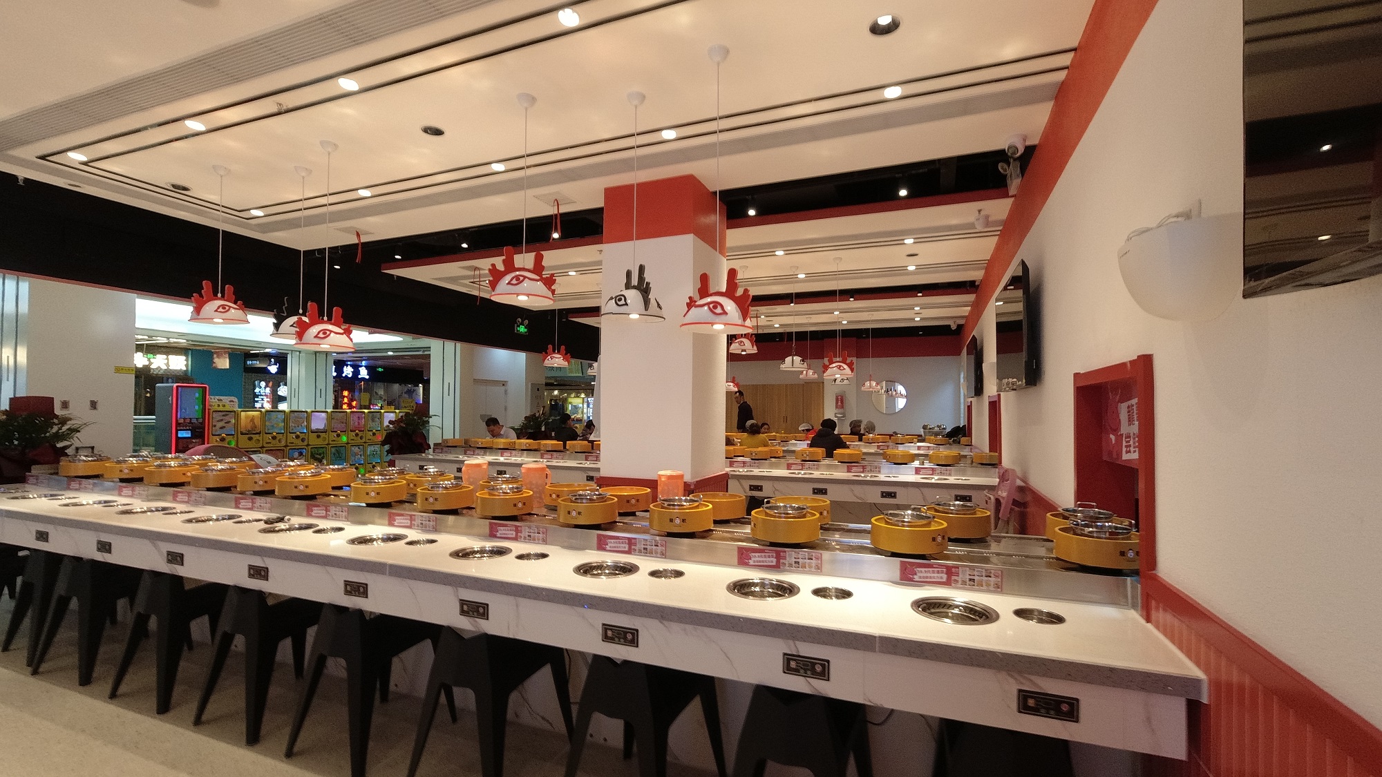 旋轉小火鍋店裝修小技巧
